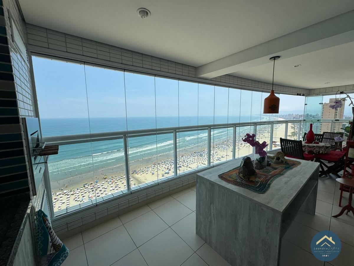 Apartamento alto padrão, porteira fechada, 3 suítes + 1 suíte dependência, frente mar, no Boqueirão !!