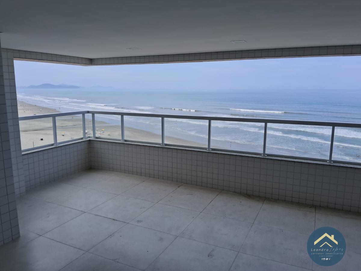 Excelente apartamento alto padrão, 3 suítes, 3 vagas, com 140 M² de área útil, no Caiçara, enormeee !!